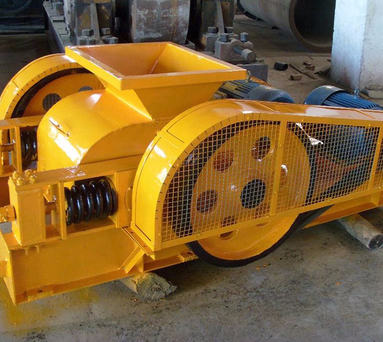  雙齒輥砸石機能破鵝卵石嗎?雙齒輥破碎機結(jié)構(gòu)原理介紹產(chǎn)品圖片
