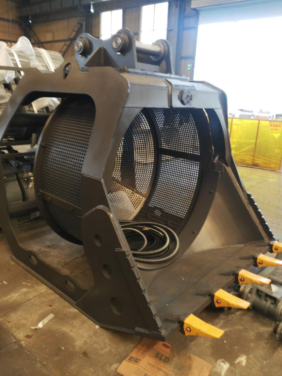 新型加強(qiáng)篩網(wǎng) 旋轉(zhuǎn)篩分斗 滾筒篩分