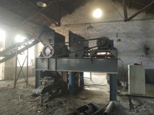 河南承吉機械液壓開箱制砂機生產(chǎn)砂石顆粒度均勻、顆粒形好、抗壓強度