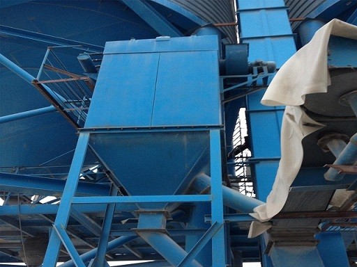 FGM32-3氣箱脈沖袋式除塵器技術(shù)參數(shù)和產(chǎn)品優(yōu)勢(shì)