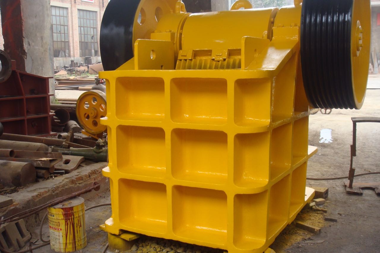 山海山芬57顎式破碎機