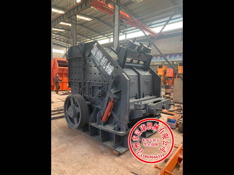 歐版反擊式破碎機產品圖片