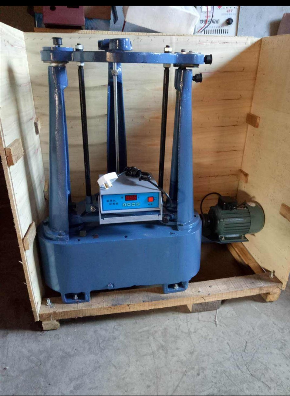 拍擊式振篩機(jī)SK -200A產(chǎn)品圖片