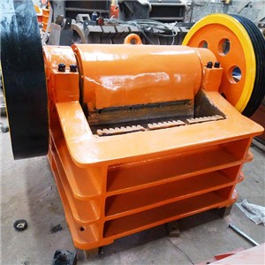 單杠液壓圓錐破碎機(jī)產(chǎn)品圖片