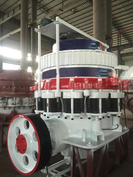  旋盤(pán)式破碎機(jī)產(chǎn)品圖片