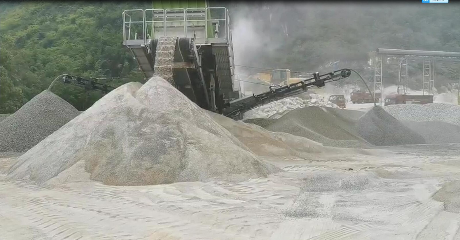 租賃整套移動式破碎站,移動破碎生產(chǎn)線,破碎篩分設(shè)備,融資租賃,長期租