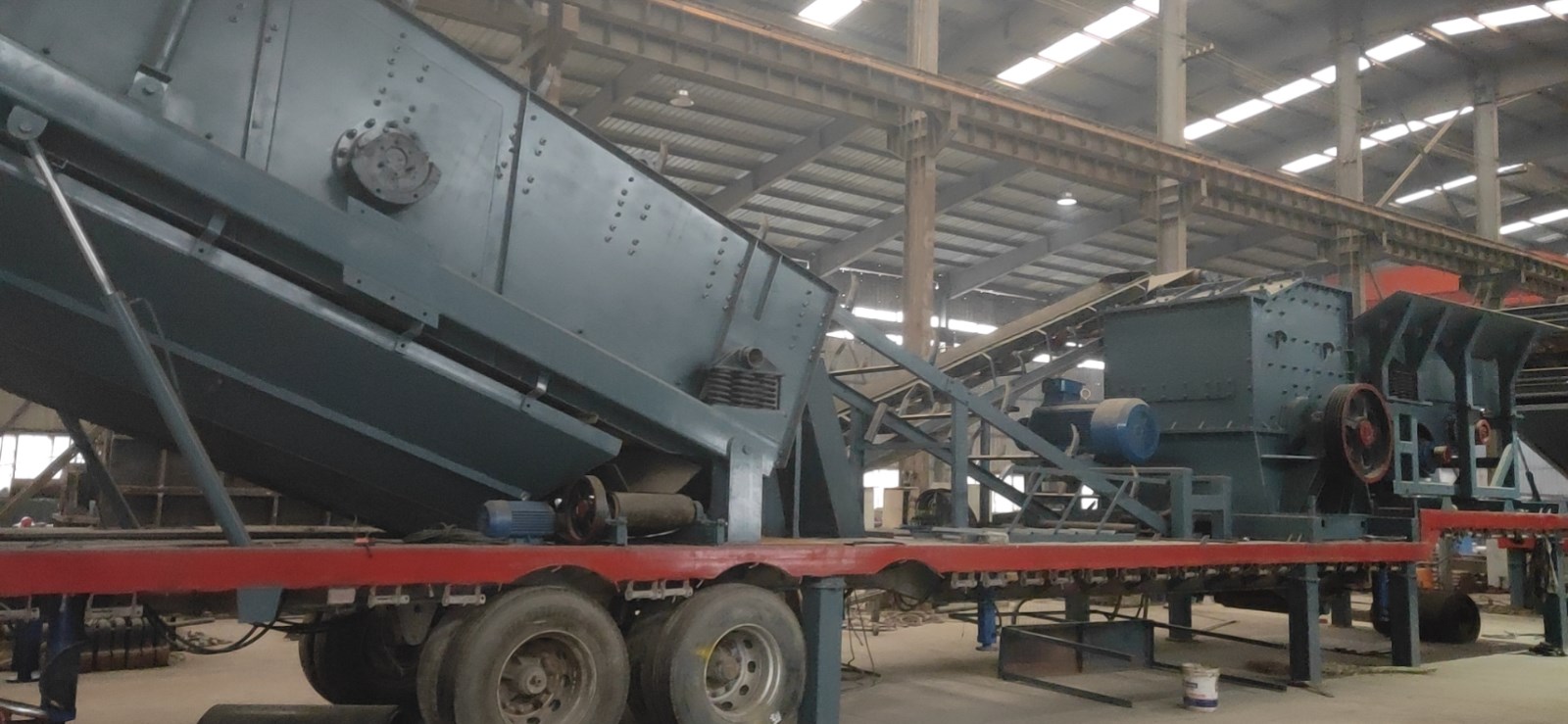 破碎機、移動式破碎機。鄂破  振動篩 洗砂機