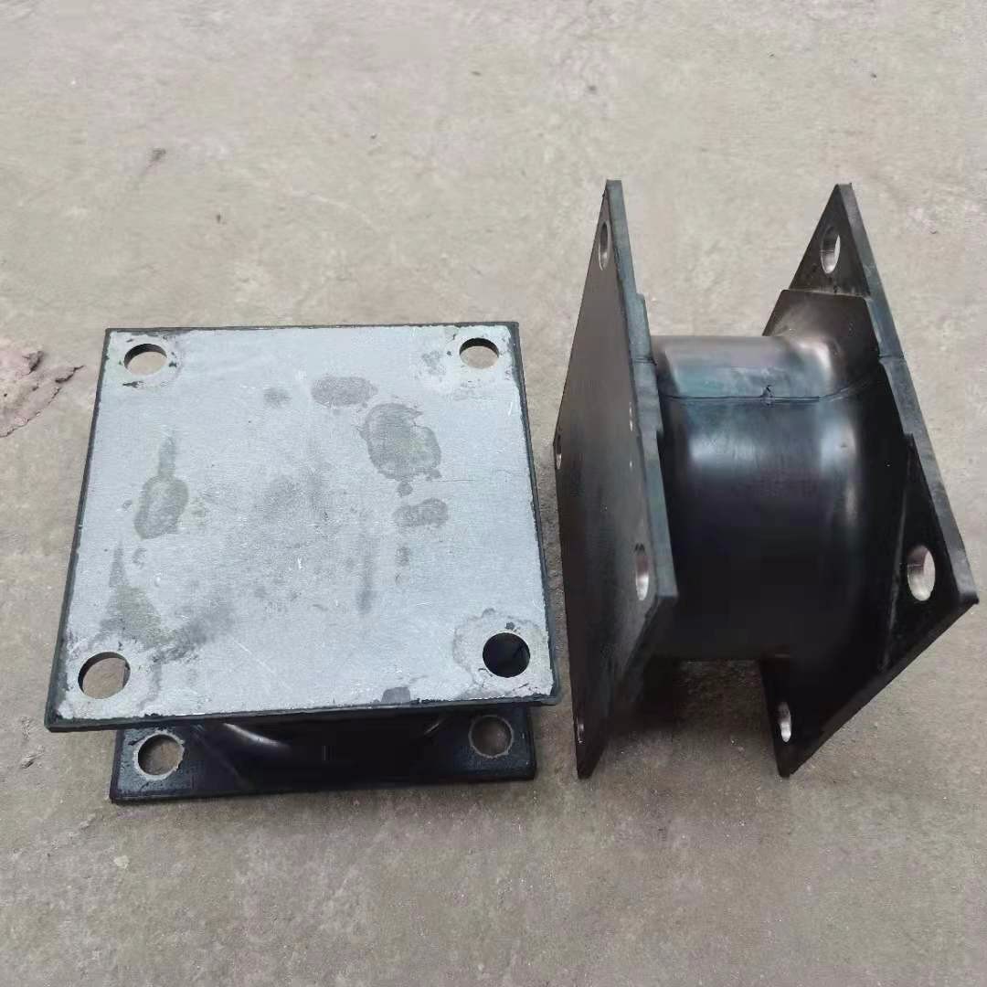 廠家批發(fā)A橡膠減震墊橡膠制品產(chǎn)品圖片