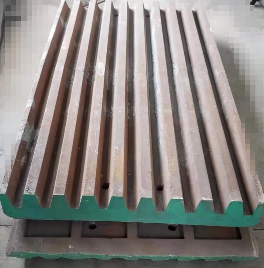 破碎機(jī)耐磨件產(chǎn)品圖片