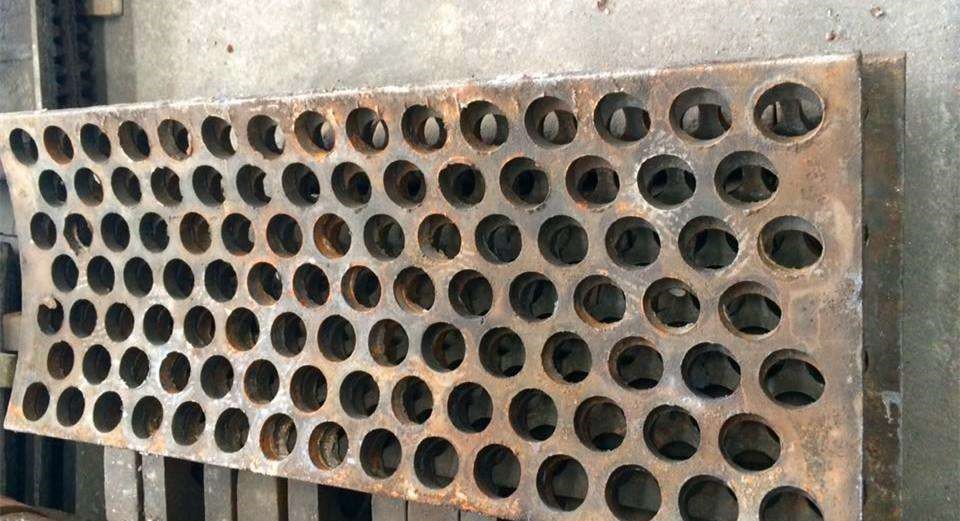 高錳鋼篩板  高錳鋼合金錘頭