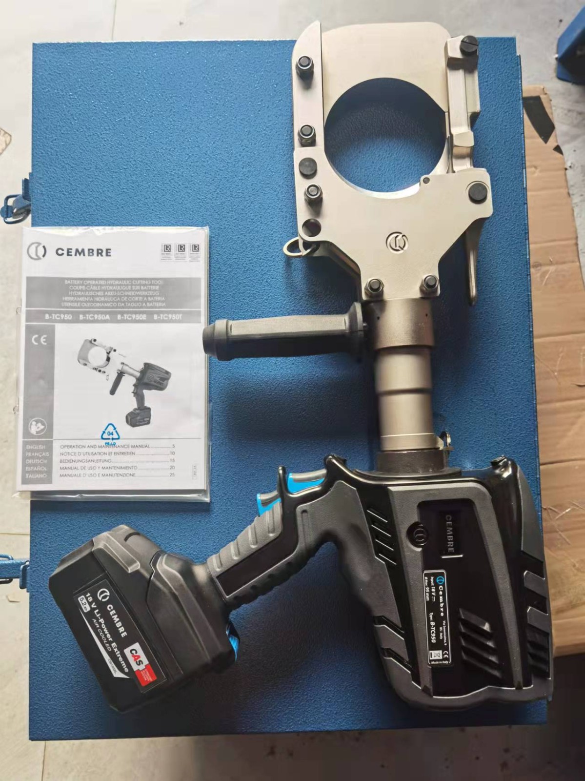 B-TC950充電式液壓切刀 高壓電纜剪斷線鉗意大利