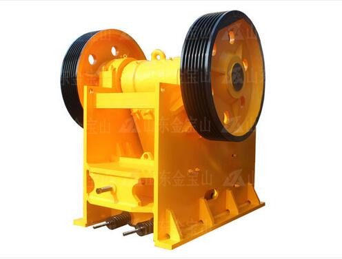 山東臨沂破碎機生產(chǎn)廠家金寶山機械1512顎式破碎機結(jié)構(gòu)簡單產(chǎn)量大產(chǎn)品圖片