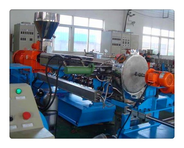 碳酸鈣高填充母粒造粒機(jī)（新型） ，碳酸鈣高填充母料造粒生產(chǎn)線(xiàn)（品牌）