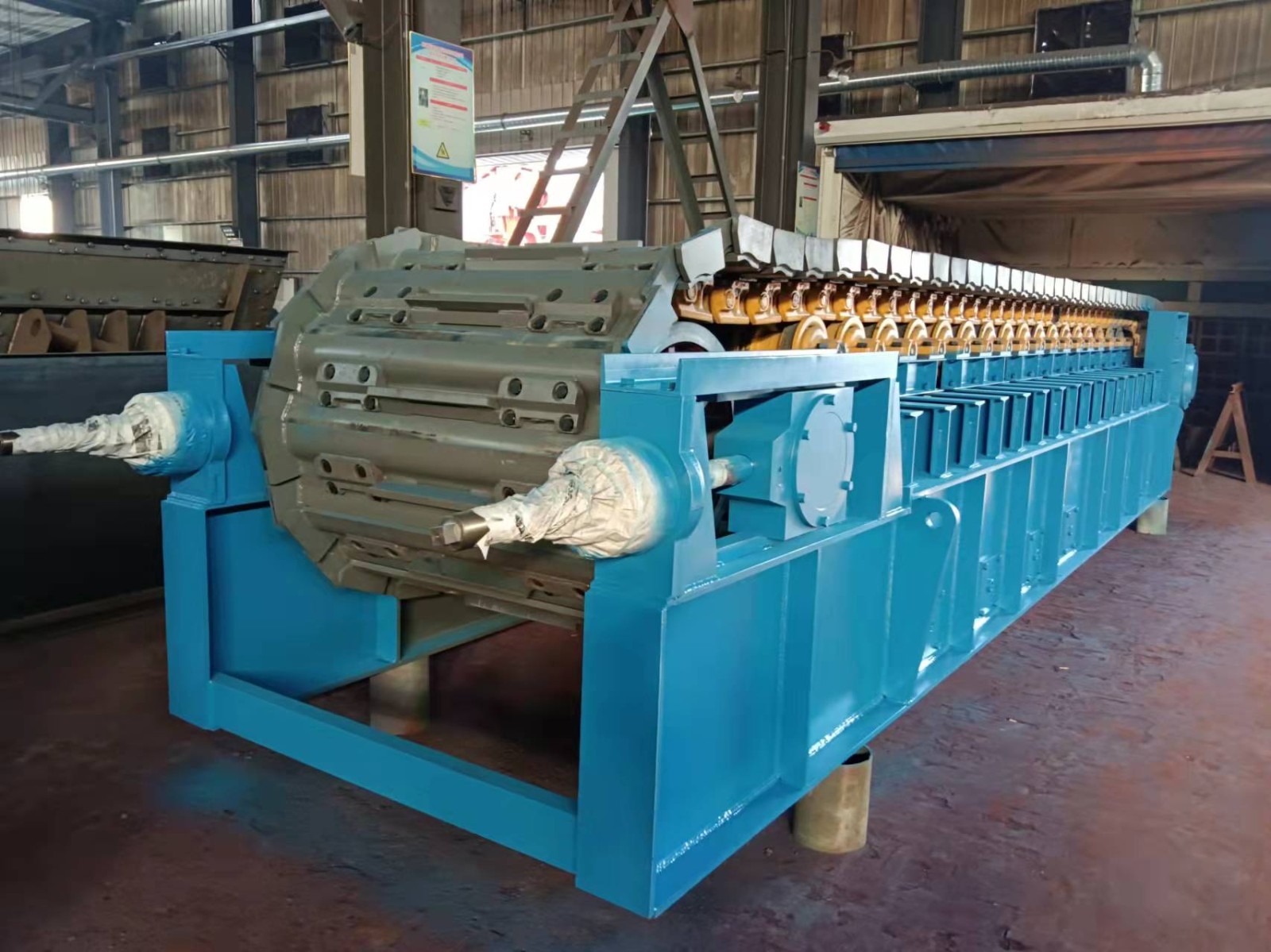 重型板式給料機(jī)免注油支重輪