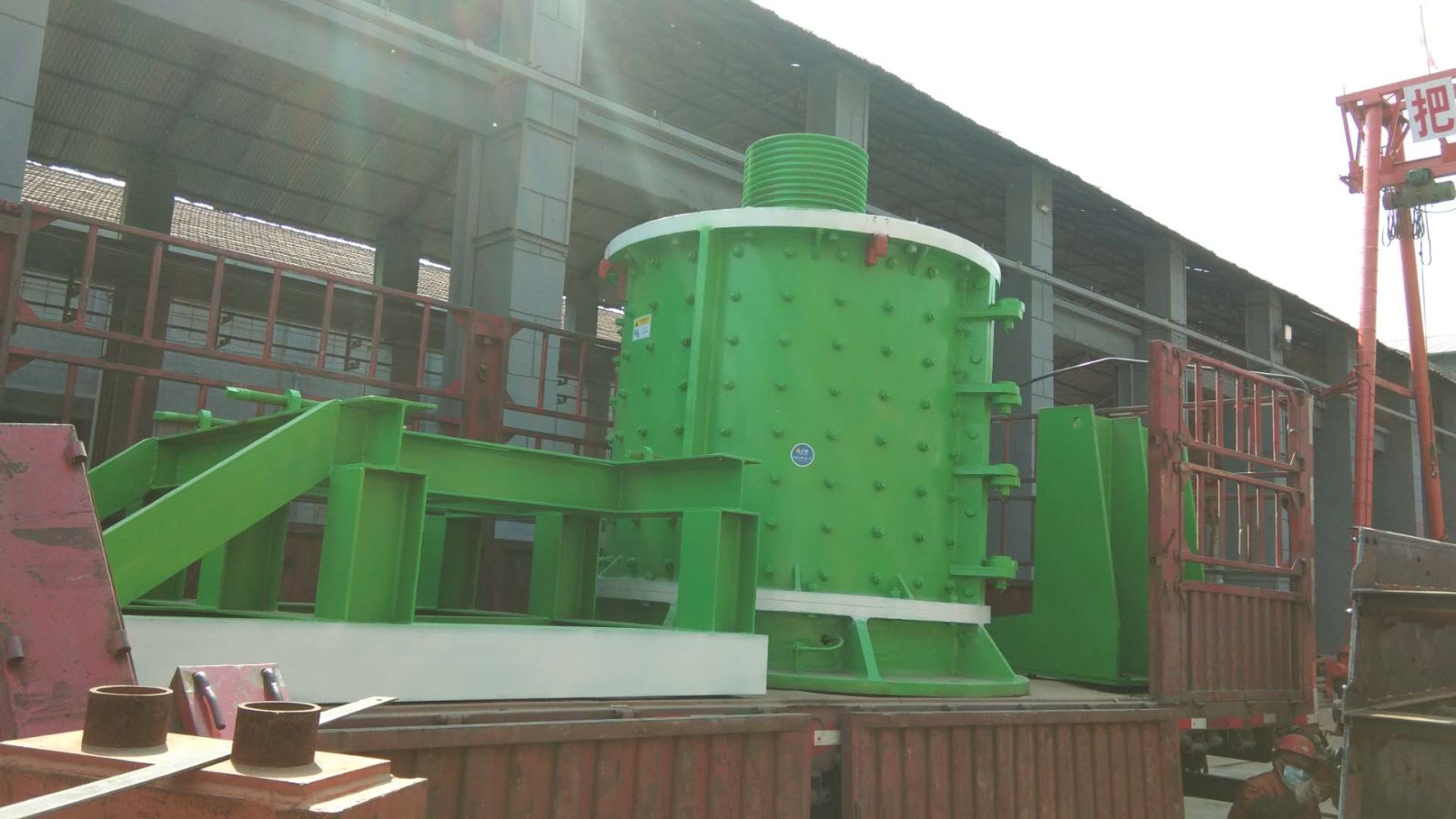 立軸復(fù)合式破碎機(jī)優(yōu)勢(shì)及特點(diǎn)