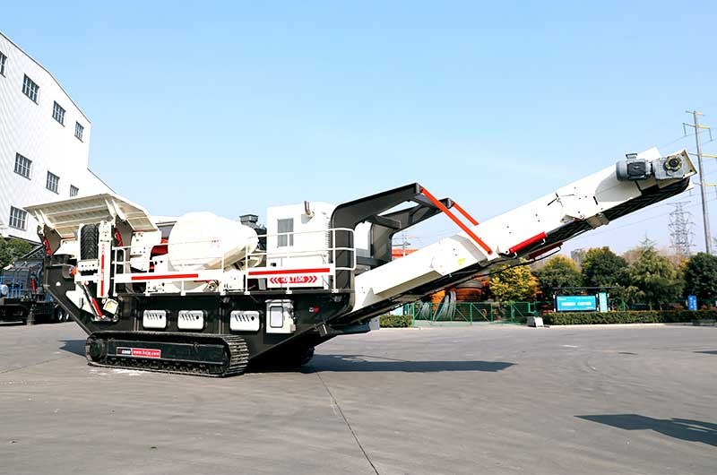 移動(dòng)破碎站，履帶式移動(dòng)破碎機(jī)優(yōu)勢(shì)及特點(diǎn)