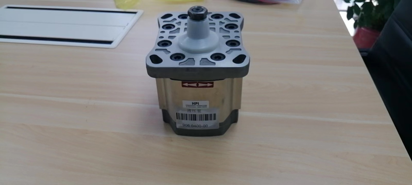 適用于美卓山特系列破碎機零備件