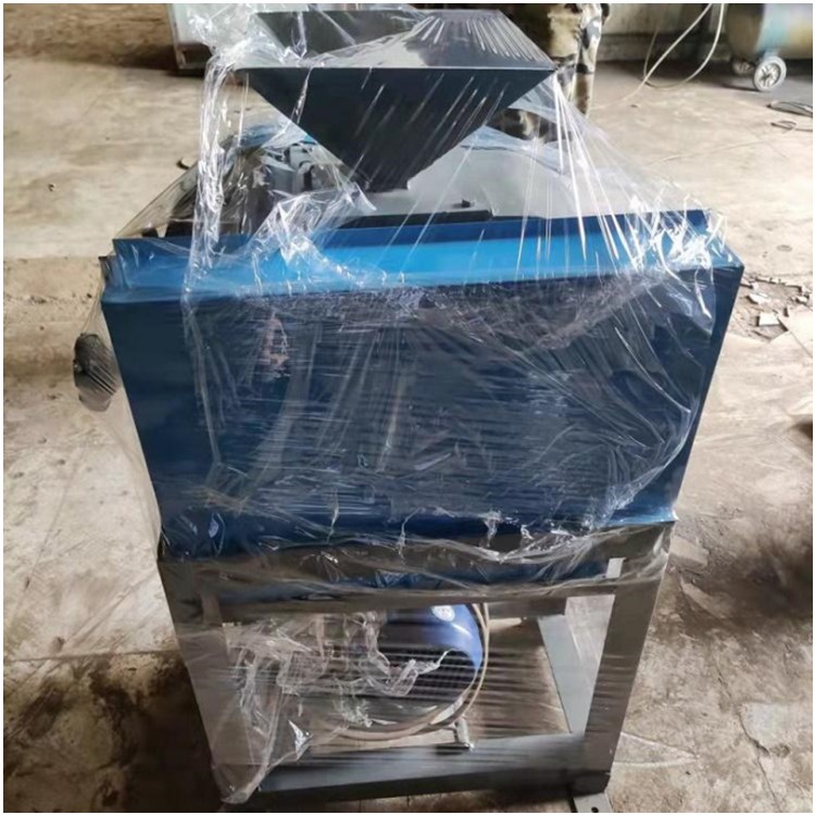  多晶硅潔凈破碎機(jī)    氧化鋯/剛玉/氮化硅陶瓷對輥破碎機(jī)產(chǎn)品圖片