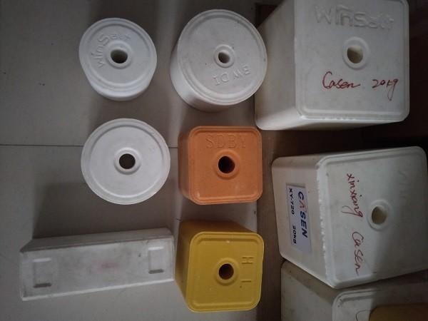 Y河北全自動(dòng)食鹽壓塊機(jī)餅塊耐舔性好  