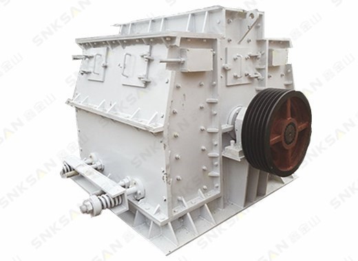 山東鑫金山新型可逆式制砂機(jī)產(chǎn)品圖片