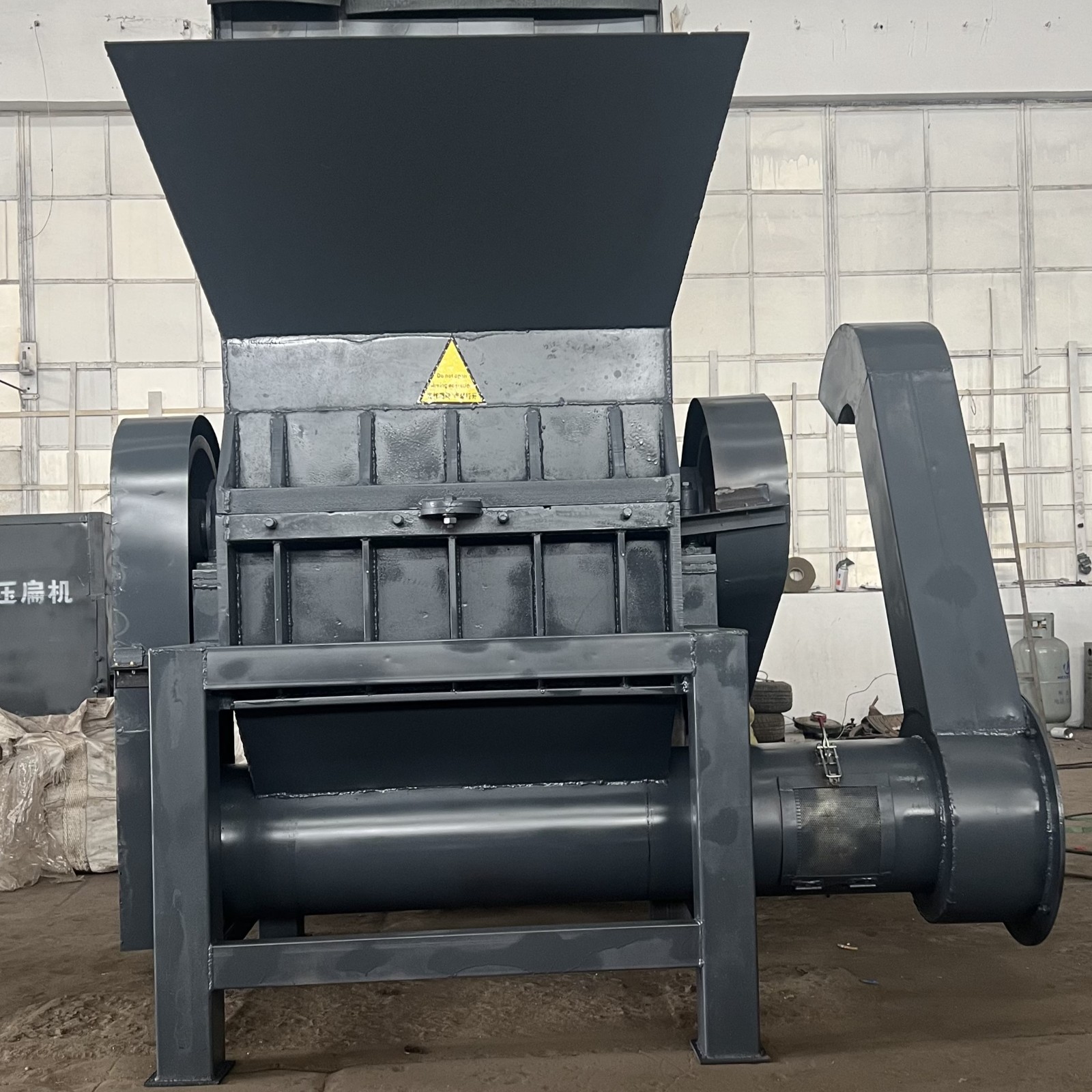 塑料筐破碎機 金屬破碎設(shè)備 塑料粉碎機