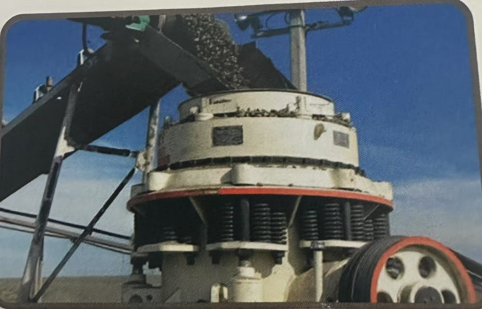 PSG系列符合圓錐破碎機(jī)產(chǎn)品圖片