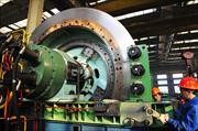 中信重工自主研發制造的目前國內最大的液壓防爆提升機安裝圖