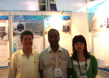 浙江雙金機械集團與客戶合影