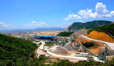 2008年12月，中國(guó)水電九局在廣東臺(tái)山核電廠建成投產(chǎn)的又一座綠色環(huán)保型大型人工砂石系統(tǒng)