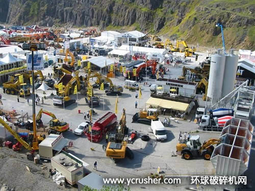 英國德比郡TarmacHillhead采石場舉辦的Hillhead2012展