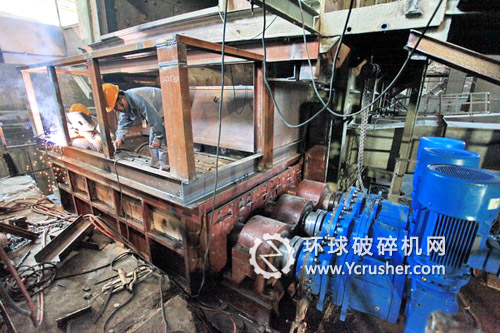 寧國(guó)水泥廠2528篦冷機(jī)破碎機(jī)技改現(xiàn)場(chǎng)
