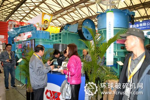 上海創(chuàng)申機械2012上海寶馬展展位