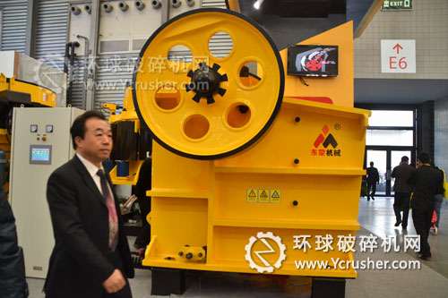 東蒙機械顎式破碎機設(shè)備展示