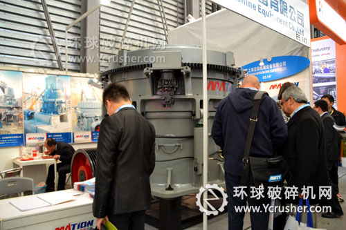 上海邁勛展示的SC系列液壓圓錐破碎機(jī)