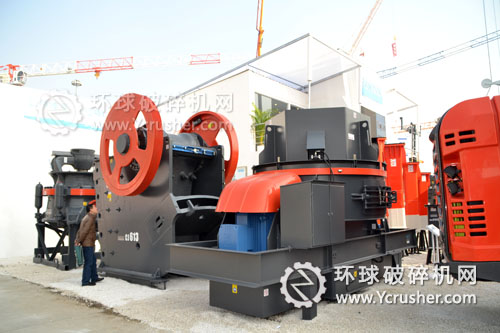 山特維克展示的顎式破碎機(jī)、沖擊式破碎機(jī)、圓錐破碎機(jī)設(shè)備