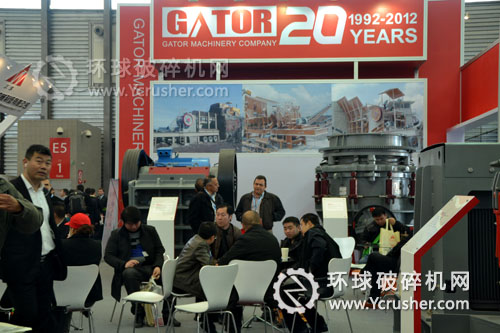 上海蓋爾特機械在寶馬展上展出的顎式破碎機、液壓圓錐式破碎機設備