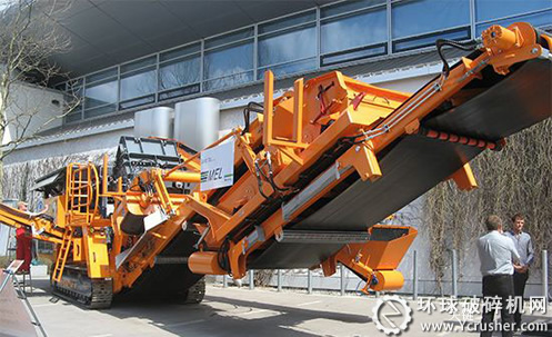 Rockster 顎式-反擊式互換系統(tǒng) DUPLEX R800/R900反擊式破碎機(jī)首次亮相bauma 2013