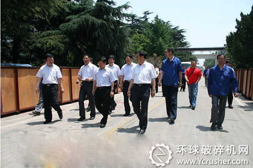 濟(jì)寧市委副書(shū)記、市長(zhǎng)梅永紅到山礦公司考察指導(dǎo)工作