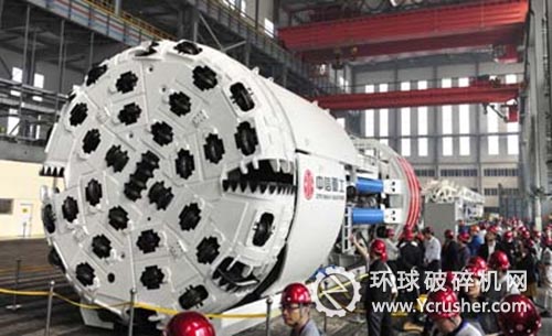世界首臺直徑5米敞開式無軌運輸硬巖掘進(jìn)機(jī)