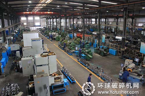  山東礦機車間。