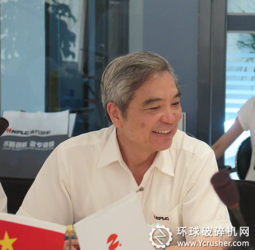 南方路機董事長方慶熙  