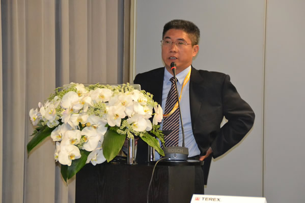 了特雷克斯南方路機(jī)（泉州）移動(dòng)破碎設(shè)備有限公司銷(xiāo)售總監(jiān)李映先生