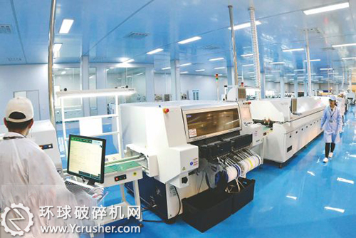 高端電液智能控制產(chǎn)業(yè)基地先進(jìn)的生產(chǎn)線