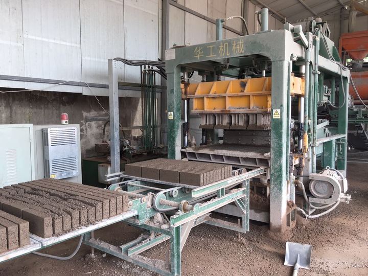 建筑垃圾制磚機
