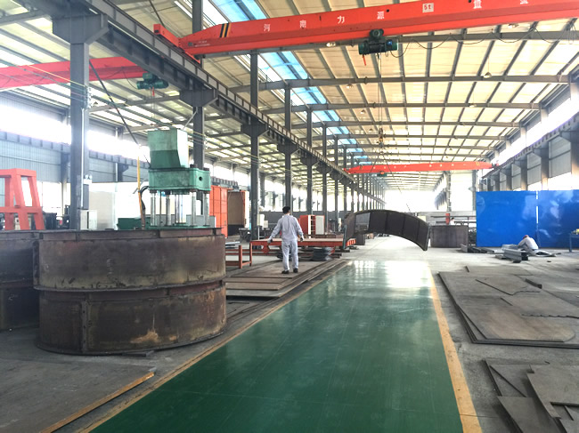 埃里斯克礦山工程機(jī)械有限公司破碎篩分設(shè)備生產(chǎn)車間