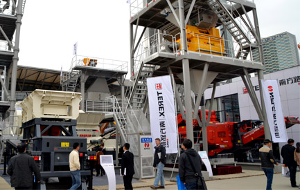 TEREX南方路機攜新型移動破碎機站亮相2012上海寶馬展